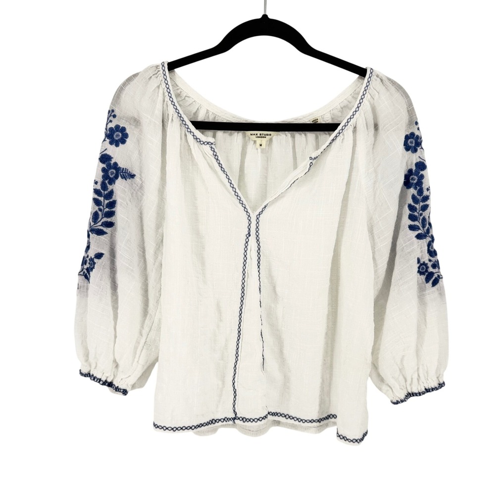 Max Studio London Peasant Blouse M White Blue Floral Embroidered Boho Top